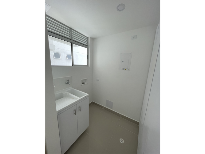 Apartamento de 3 alcobas en venta en Ub. Quintas De Bolivar, Jamundí, 84 m² · foto 8 de 14
