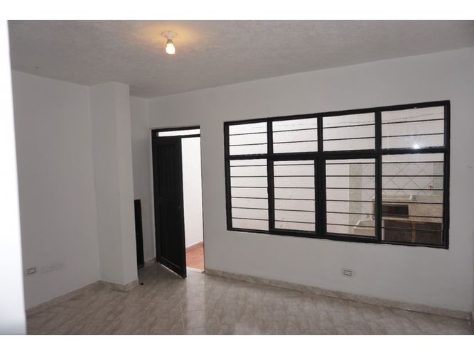 Casa de 8 alcobas en venta en Verde Horizonte, Jamundí, 388 m² · foto 5 de 12