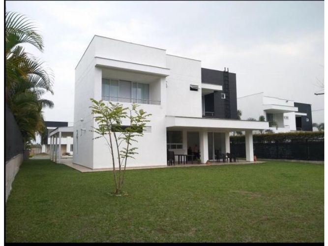 Casa de 5 alcobas en venta en Pance, Cali, 430 m² · foto 2 de 19