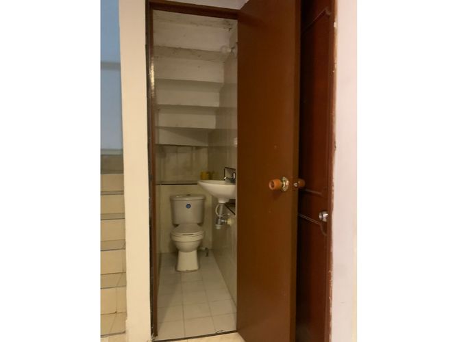 Casa de 6 alcobas en venta en Santa Barbara, Cali, 180 m² · foto 5 de 9