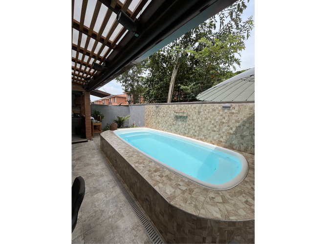 Casa de 6 alcobas en venta en El Castillo, Jamundí, 331 m² · foto 8 de 21