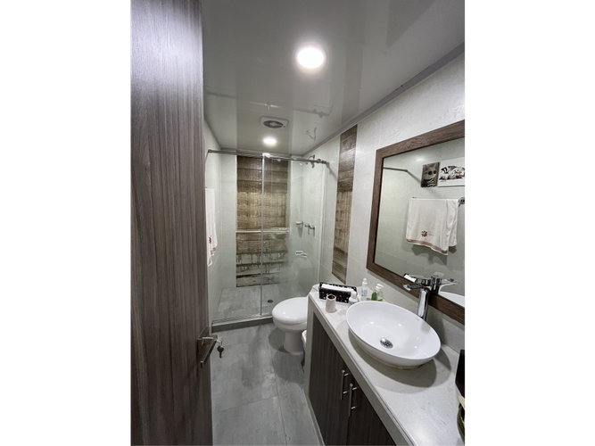 Casa de 6 alcobas en venta en El Castillo, Jamundí, 331 m² · foto 14 de 21