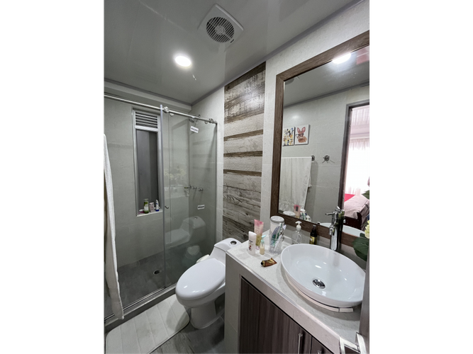 Casa de 6 alcobas en venta en El Castillo, Jamundí, 331 m² · foto 15 de 21
