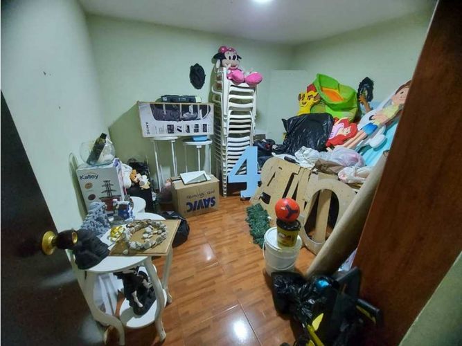 Casa de 5 alcobas en venta en Loma Del Indio, Medellín, 200 m² · foto 9 de 18