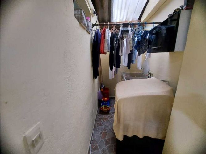Casa de 5 alcobas en venta en Loma Del Indio, Medellín, 200 m² · foto 18 de 18