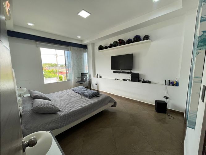 Casa de 5 alcobas en venta en Las Mercedes, Jamundí, 380 m² · foto 5 de 19