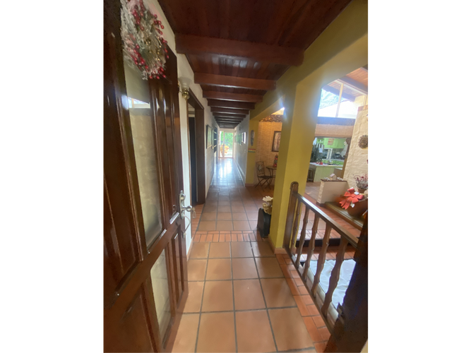 Casa de 4 alcobas en venta en Las Mercedes, Jamundí, 453 m² · foto 4 de 18