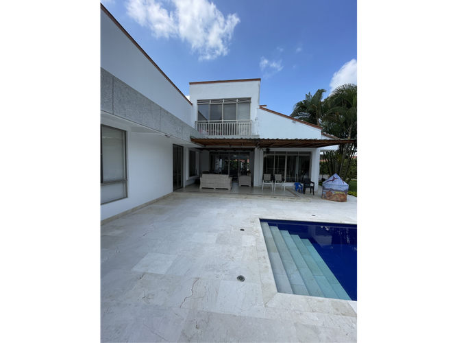 Casa de 4 alcobas en venta en La Morada, Jamundí, 280 m² · foto 3 de 17
