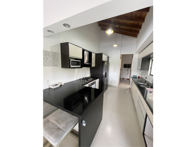 Casa de 4 alcobas en venta en La Morada, Jamundí, 280 m² · foto 5 de 17