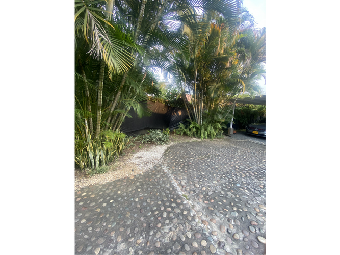 Casa de 4 alcobas en venta en Las Mercedes, Jamundí, 453 m² · foto 16 de 18