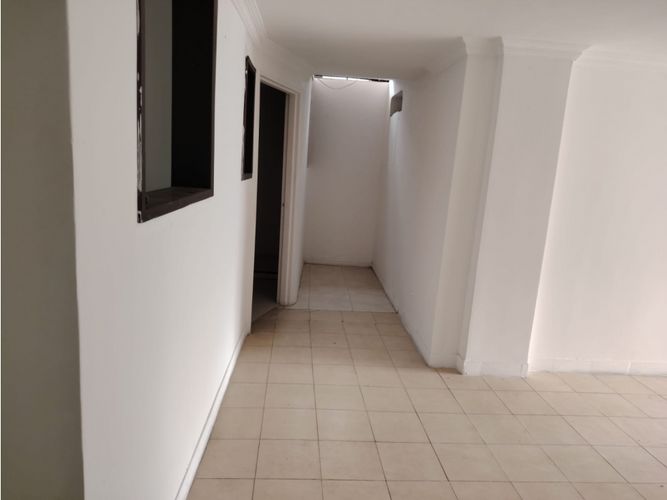 Apartamento de 5 alcobas en venta en Santa Rita, Cali, 220 m² · foto 10 de 23