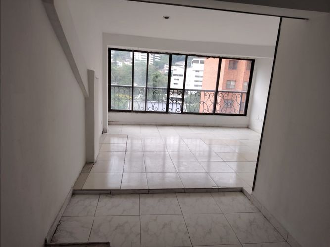 Apartamento de 5 alcobas en venta en Santa Rita, Cali, 220 m² · foto 18 de 23