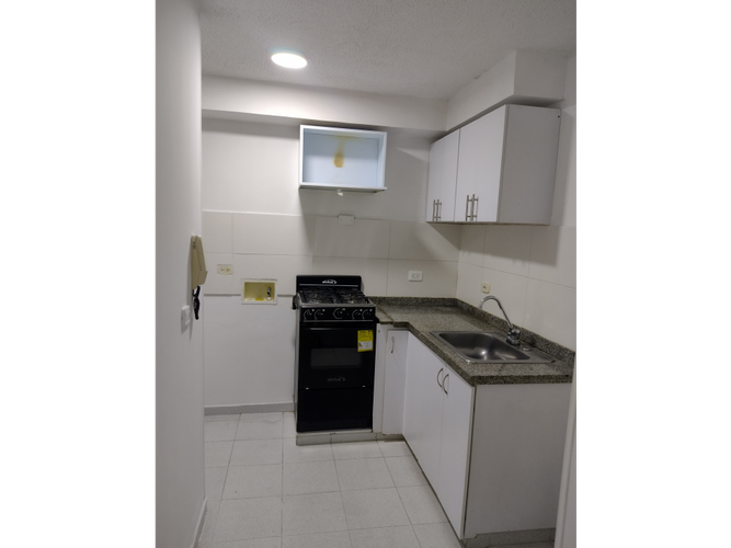 Apartamento de 2 alcobas en venta en Valle Del Lili, Cali, 55 m² · foto 1 de 12