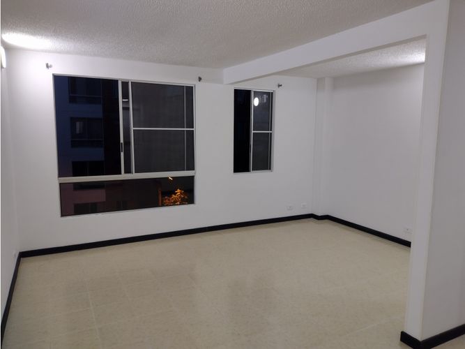 Apartamento de 2 alcobas en venta en Valle Del Lili, Cali, 55 m² · foto 10 de 12