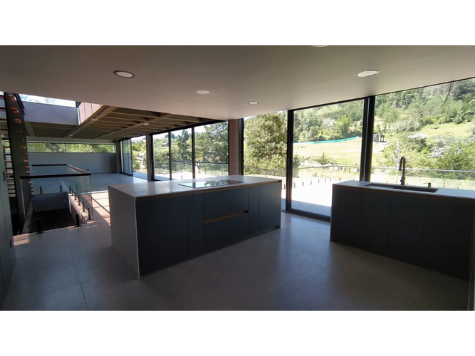 Casa de 3 alcobas en venta en El Chuscal, El Retiro, 498 m² · foto 4 de 24