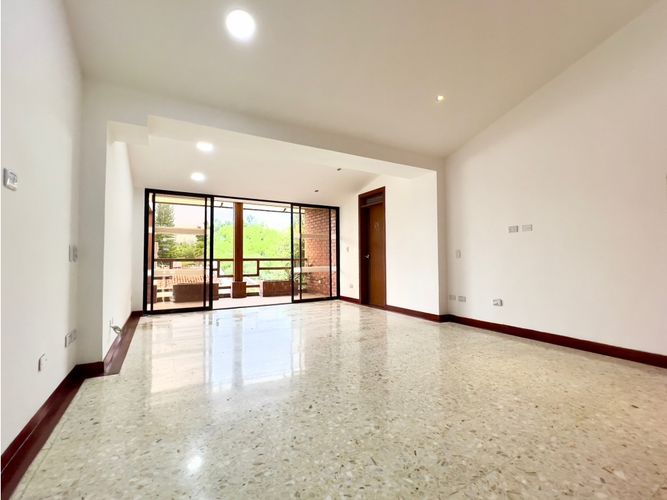 Casa de 4 alcobas en venta en Ciudad Jardin, Cali, 550 m² · foto 16 de 24