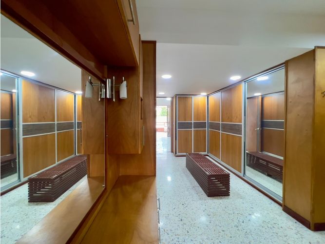 Casa de 4 alcobas en venta en Ciudad Jardin, Cali, 550 m² · foto 24 de 24