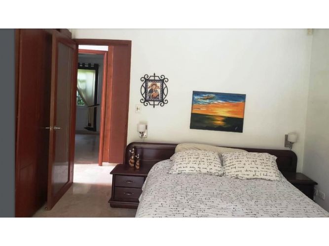 Casa de 7 alcobas en venta en Pance, Cali, 580 m² · foto 2 de 11