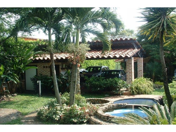 Casa de 7 alcobas en venta en Pance, Cali, 580 m² · foto 6 de 11