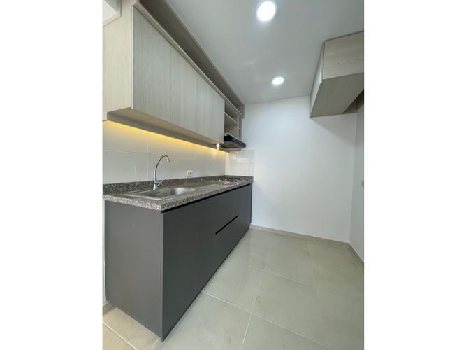 Apartamento de 3 alcobas en venta en Cr. Los Naranjos, Jamundí, 60 m² · foto 5 de 10