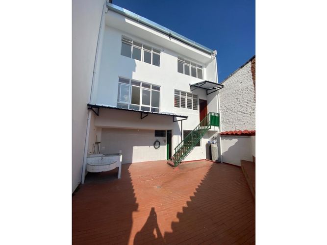 Casa de 4 alcobas en venta en Miraflores, Cali, 221 m² · foto 5 de 17