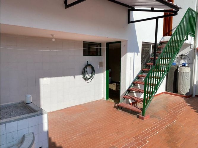 Casa de 4 alcobas en venta en Miraflores, Cali, 221 m² · foto 10 de 17