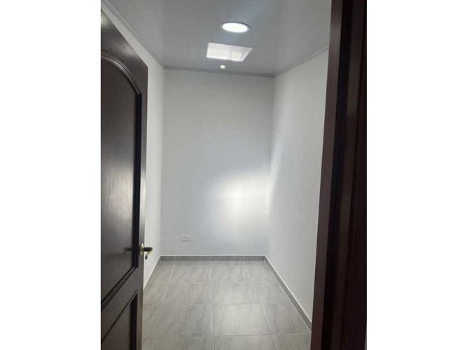Casa de 4 alcobas en venta en Vipasa, Cali, 157 m² · foto 11 de 14