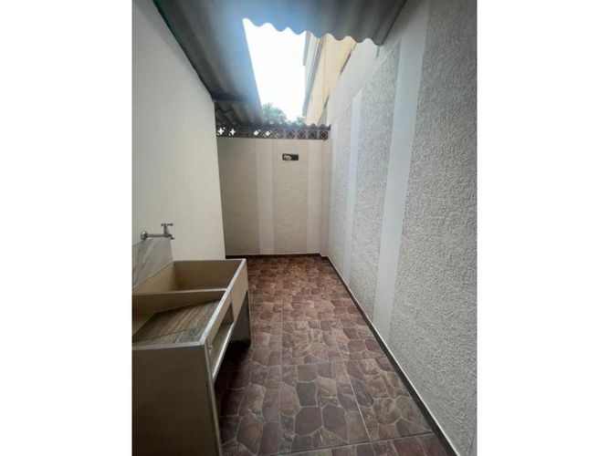 Casa de 4 alcobas en venta en Vipasa, Cali, 157 m² · foto 12 de 14