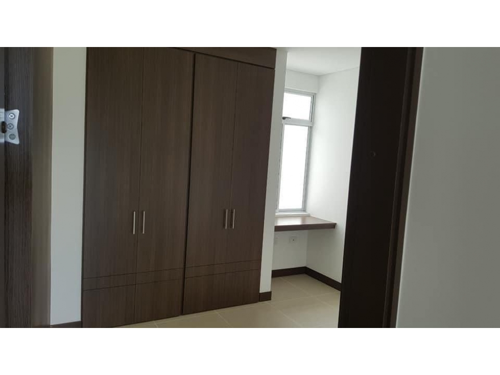 Apartamento en venta en Pance, Cali · foto 7 de 18