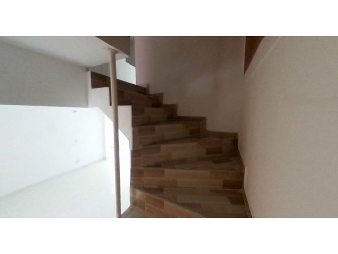Casa de 4 alcobas en venta en Paso De La Bolsa, Jamundí, 115 m² · foto 4 de 9