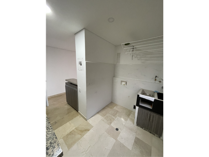 Apartamento de 3 alcobas en venta en Sachamate, Jamundí, 57 m² · foto 3 de 13