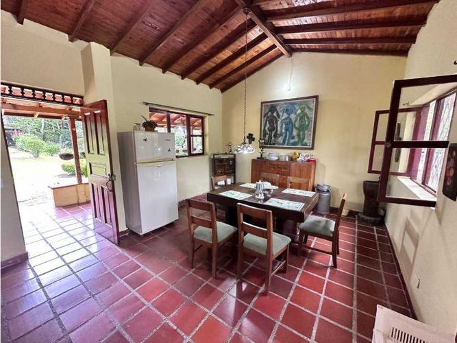 Casa de 6 alcobas en venta en Llano Grande, Rionegro, 300 m² · foto 4 de 24