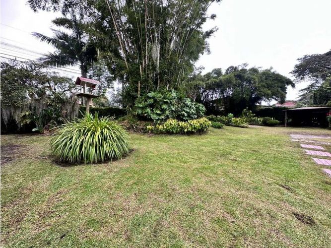 Casa de 6 alcobas en venta en Llano Grande, Rionegro, 300 m² · foto 19 de 24