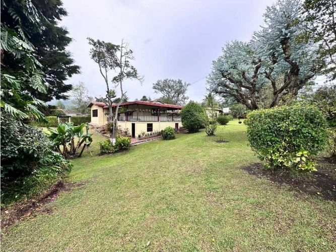Casa de 6 alcobas en venta en Llano Grande, Rionegro, 300 m² · foto 24 de 24