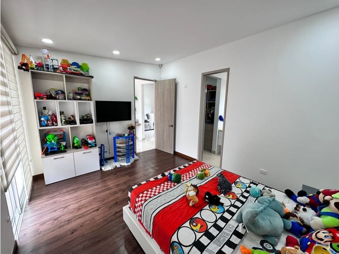 Casa de 5 alcobas en venta en Parque Natura, Jamundí, 280 m² · foto 6 de 19