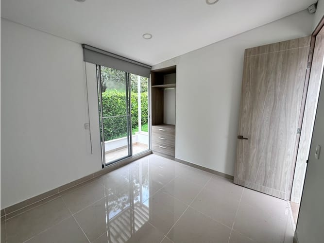 Casa de 5 alcobas en venta en Parque Natura, Jamundí, 280 m² · foto 13 de 19