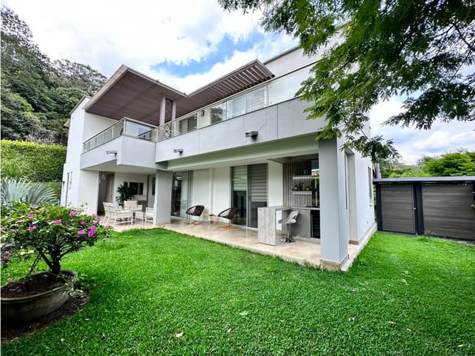 Casa de 5 alcobas en venta en Parque Natura, Jamundí, 280 m² · foto 15 de 19