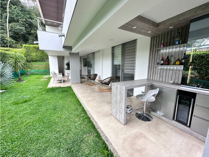 Casa de 5 alcobas en venta en Parque Natura, Jamundí, 280 m² · foto 18 de 19