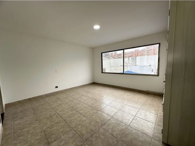 Casa de 5 alcobas en venta en El Ingenio, Cali, 360 m² · foto 10 de 24