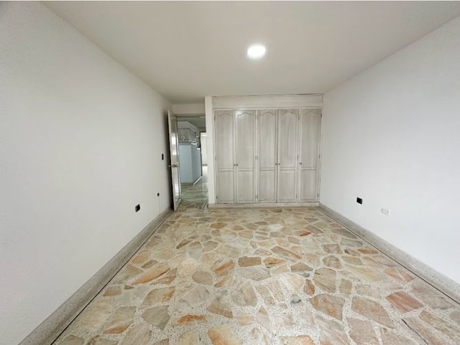 Casa de 5 alcobas en venta en El Ingenio, Cali, 360 m² · foto 21 de 24