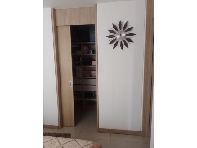 Apartamento de 2 alcobas en venta en Bochalema, Cali, 88 m² · foto 6 de 9
