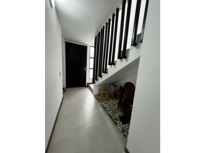 Casa de 3 alcobas en venta en Parque Natura, Jamundí, 375 m² · foto 7 de 21