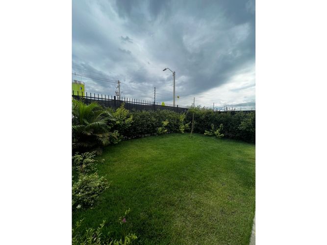 Casa de 3 alcobas en venta en Parque Natura, Jamundí, 375 m² · foto 17 de 21