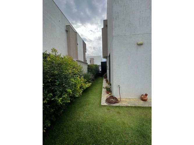 Casa de 3 alcobas en venta en Parque Natura, Jamundí, 375 m² · foto 19 de 21