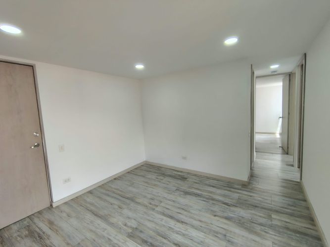 Apartamento de 3 alcobas en arriendo en Vallano, Sabaneta, 75 m² · foto 7 de 16