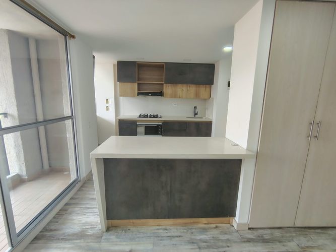 Apartamento de 3 alcobas en arriendo en Vallano, Sabaneta, 75 m² · foto 5 de 16