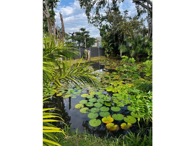 Casa de 4 alcobas en venta en Las Mercedes, Jamundí, 360 m² · foto 5 de 6
