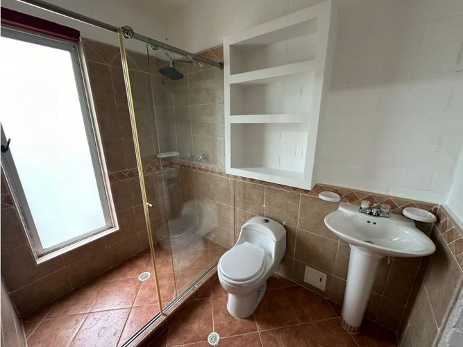 Casa de 8 alcobas en venta en Las Mercedes, Jamundí, 700 m² · foto 5 de 14