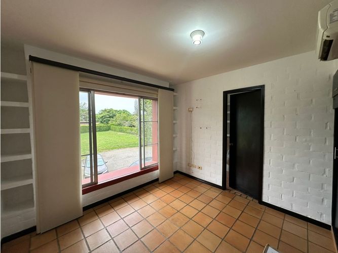 Casa de 8 alcobas en venta en Las Mercedes, Jamundí, 700 m² · foto 7 de 14
