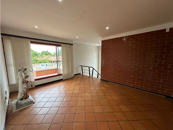 Casa de 8 alcobas en venta en Las Mercedes, Jamundí, 700 m² · foto 12 de 14